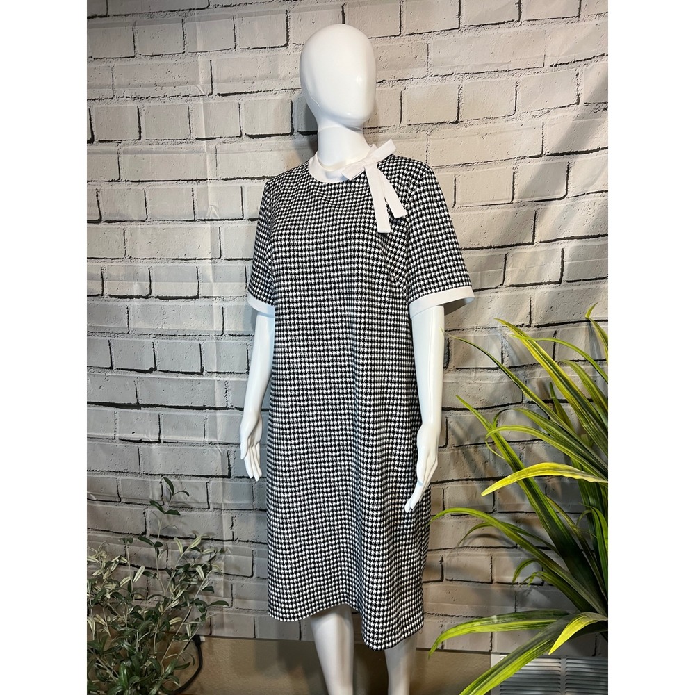 Shelby & Palmer Houndstooth Shift Dress Black White Bow Collar Size 16